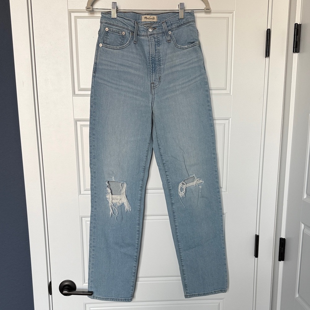 Madewell Perfect Vintage Straight Jeans in Distressed Light Wash